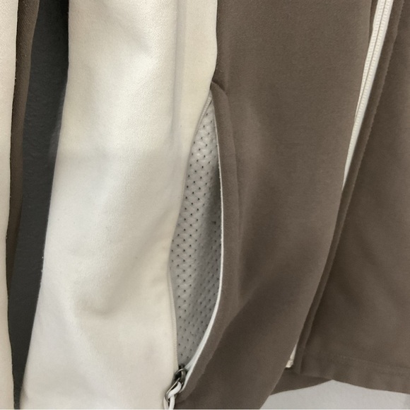 THE NORTH FACE Colorblock Track Jacket size Medium - Picture 9 of 11